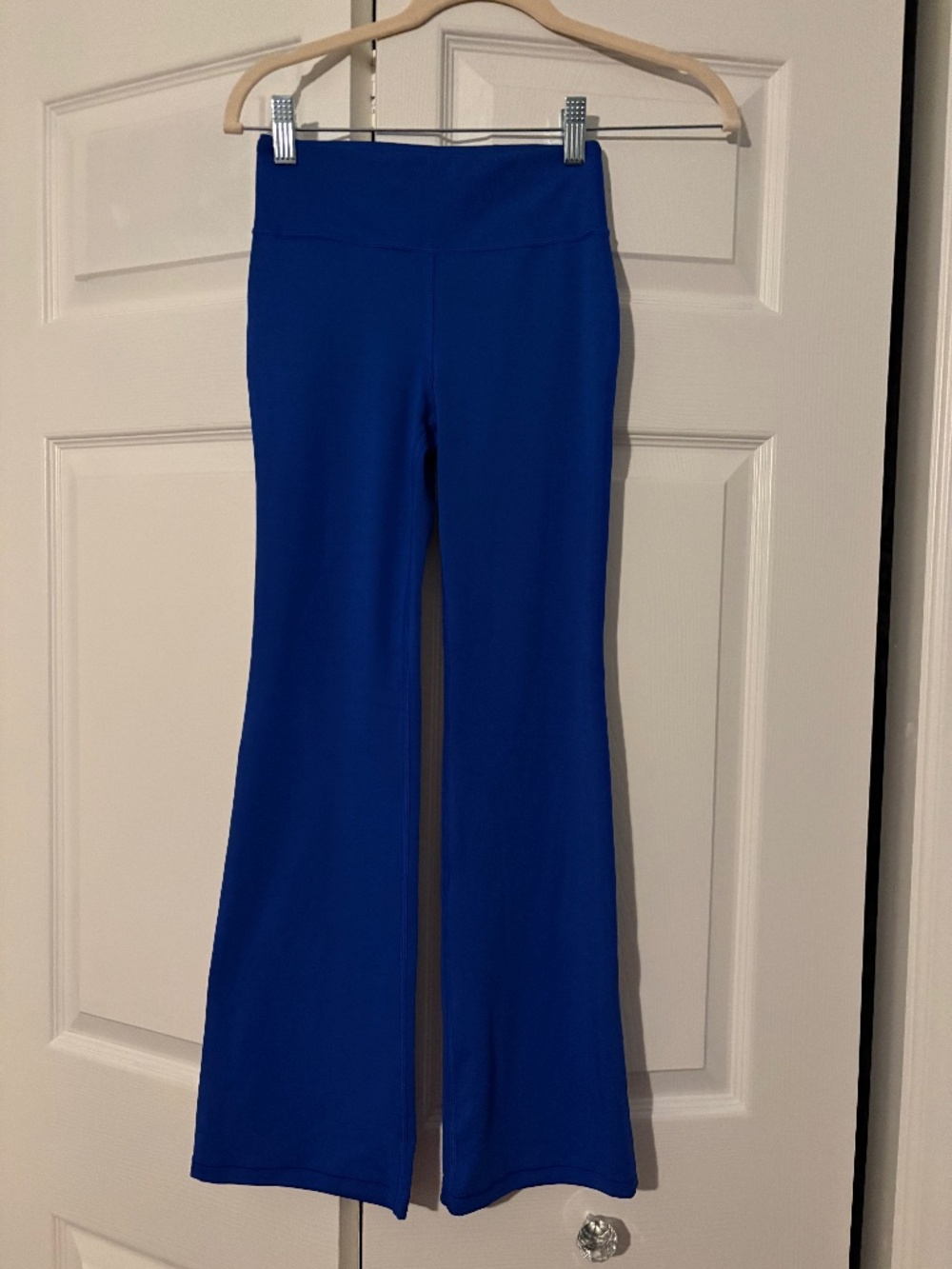 Athleta Girl NEW 8/10 royal blue flare leggings
